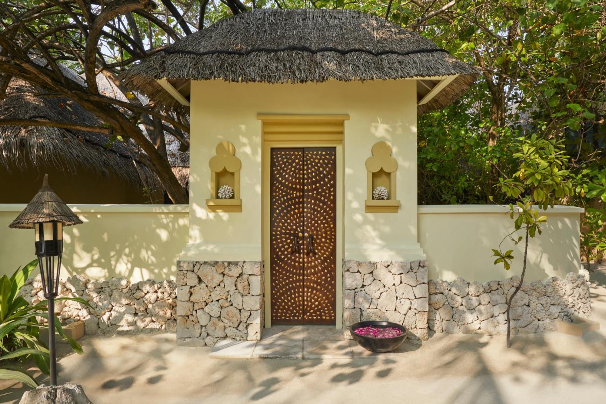 Emboodhu Finolhu Taj Exotica Resort & Spa, Maldives מראה חיצוני תמונה